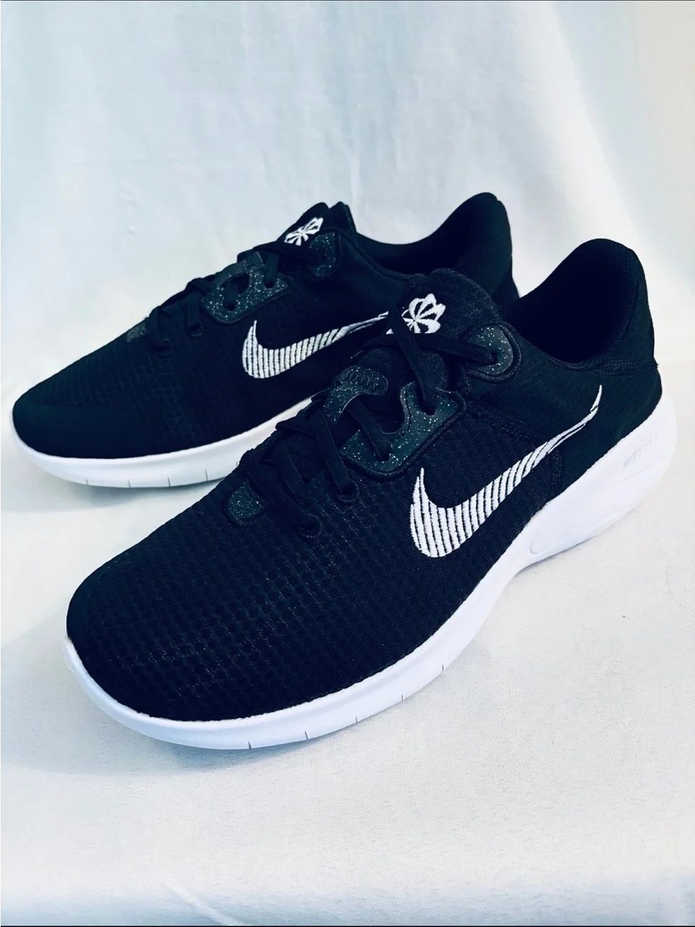 Nike Flex Experience Run 11 Next Nature Running Shoes Men’s size 10 WIDE